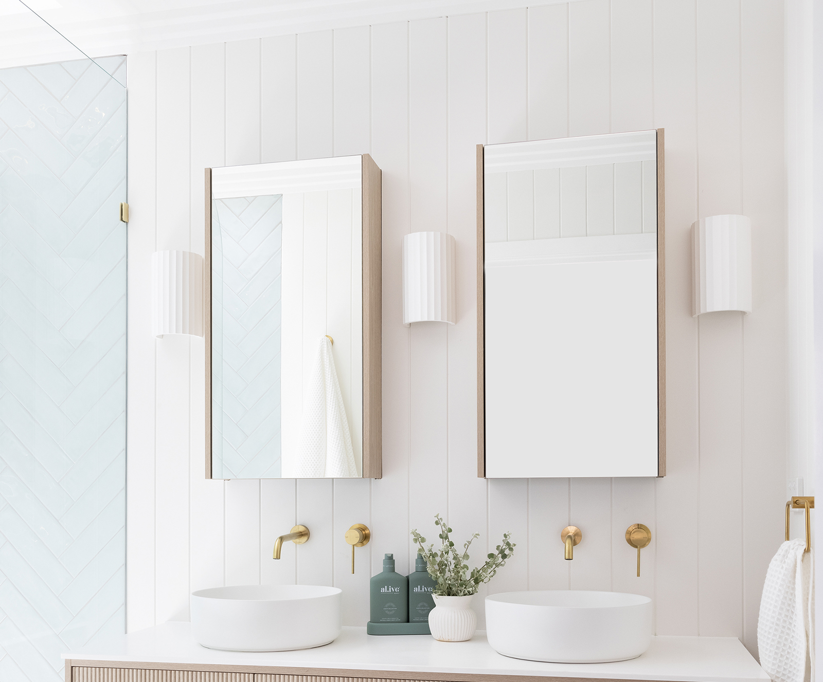 Tarragindi Bath 22 LR Web1